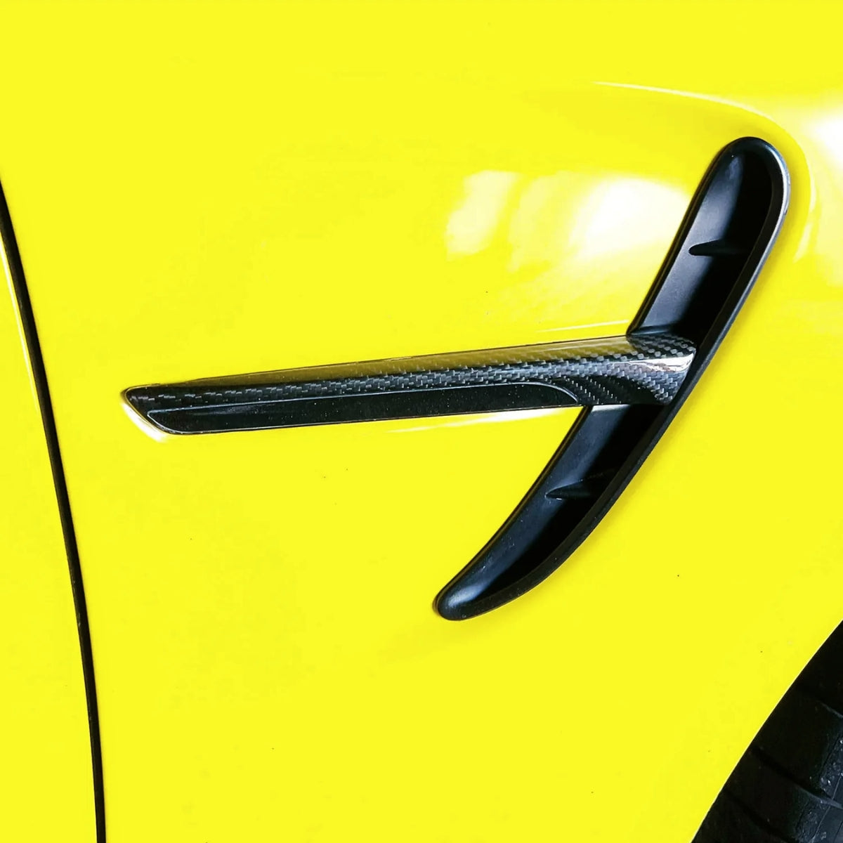 TNF+ Kotflügel Embleme Carbon passend für BMW M3 (F80) M4 (F82/F83)