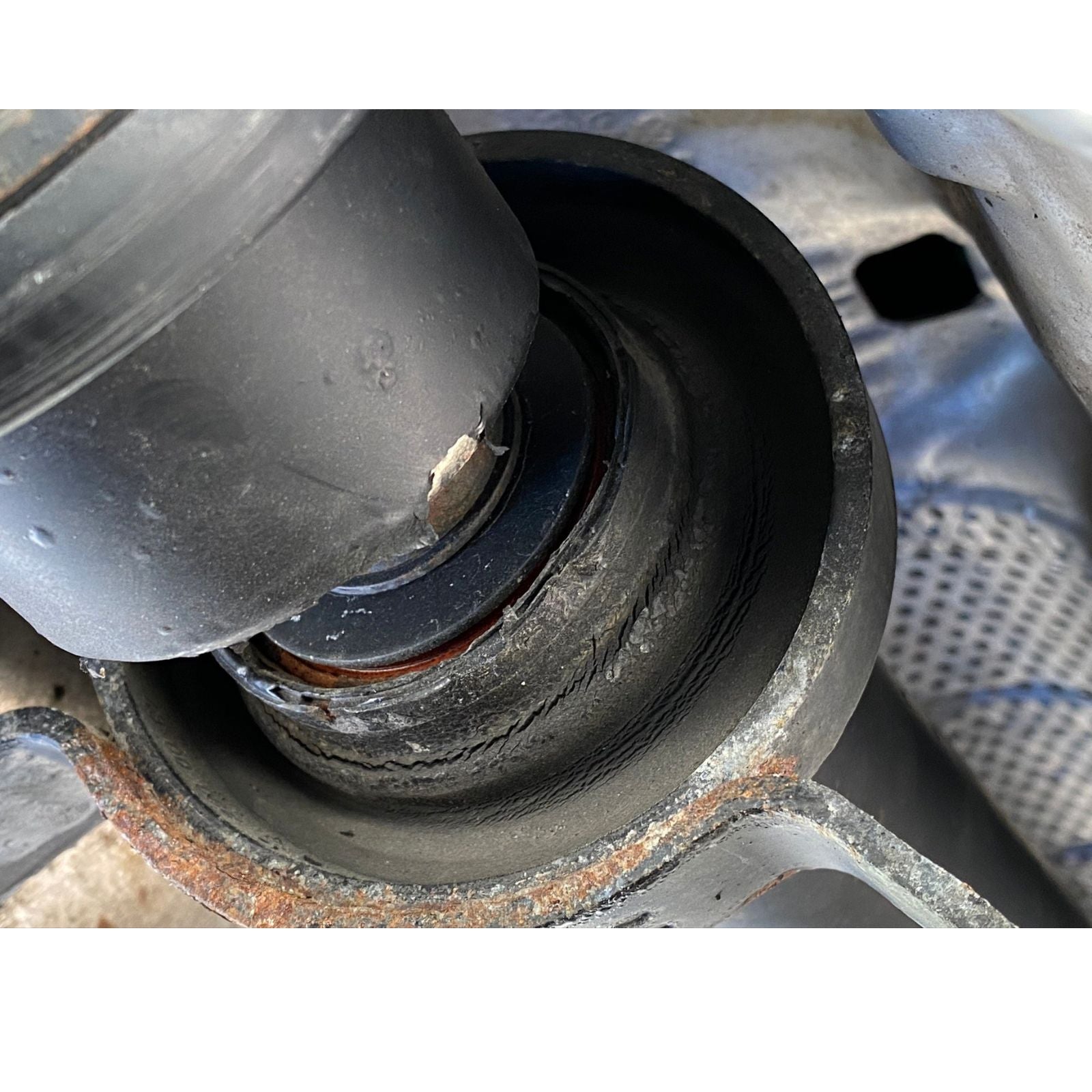 JXB Kardanwelle Mittellager Audi B9 S4/S5/RS4/RS5