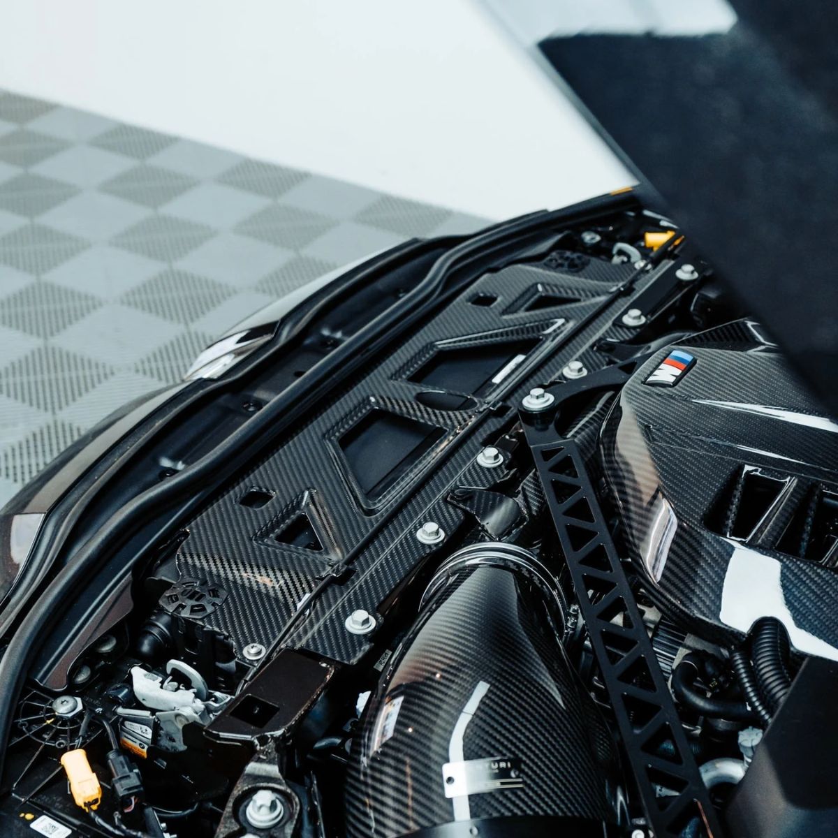 TNF+ Shroud Vollständiger Ersatz Kühlverkleidungs-Slam-Panel passend für BMW M3 (G80/G81) M4 (G82/G83) M2 (G87)