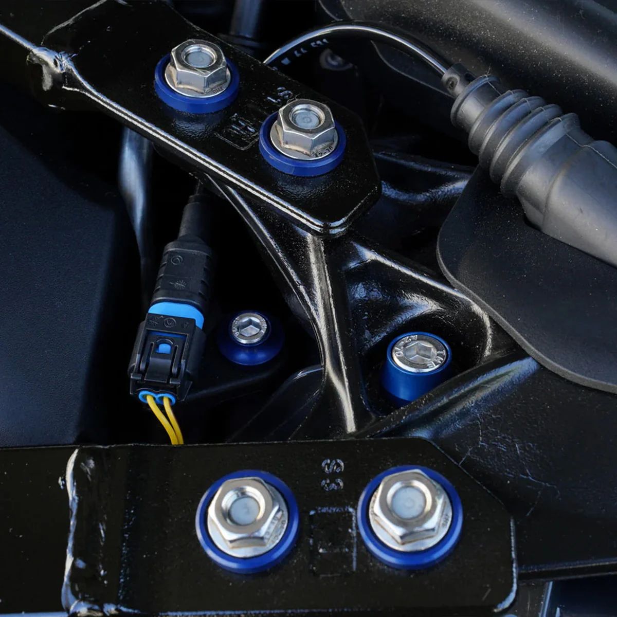 Downstar Deluxe Add-On Dress Up Hardware Kit Motorraum passend für BMW M3 (G80/G81) M4 (G82/G83)