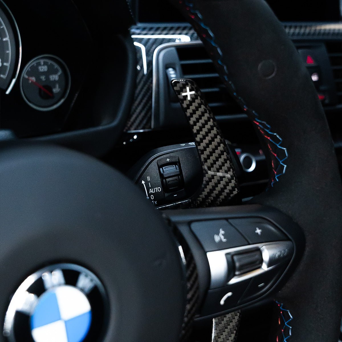 FLOW DOWN Carbon Schaltwippen V.3 passend für BMW M2 M3 M4 (F- & G-Reihe)