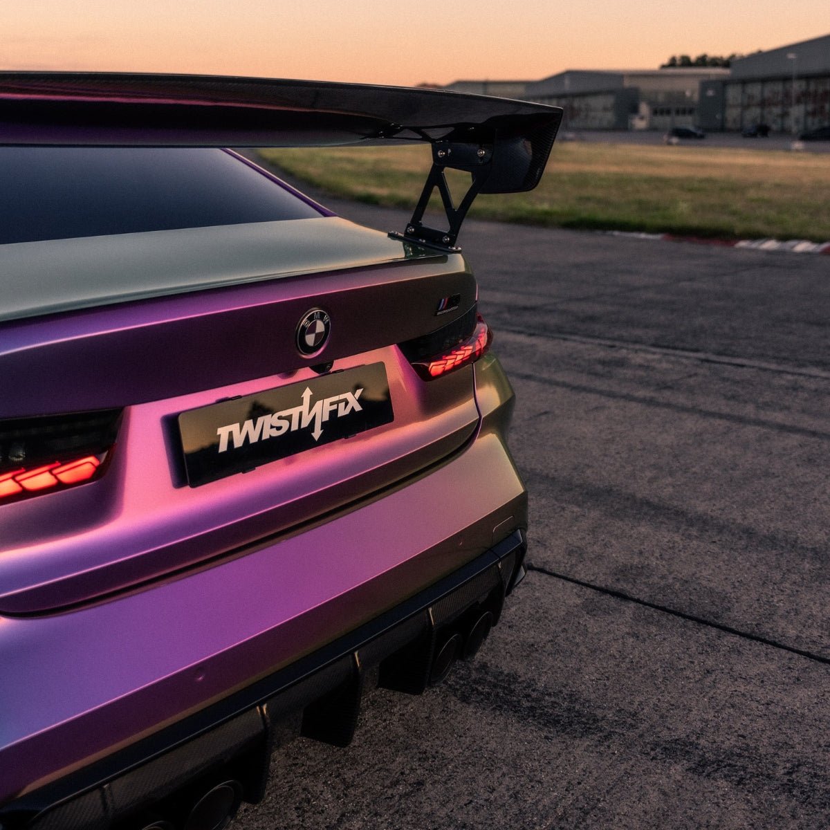 TNF+ Heckflügel im Rennsport Design passend für BMW M4 (G82)