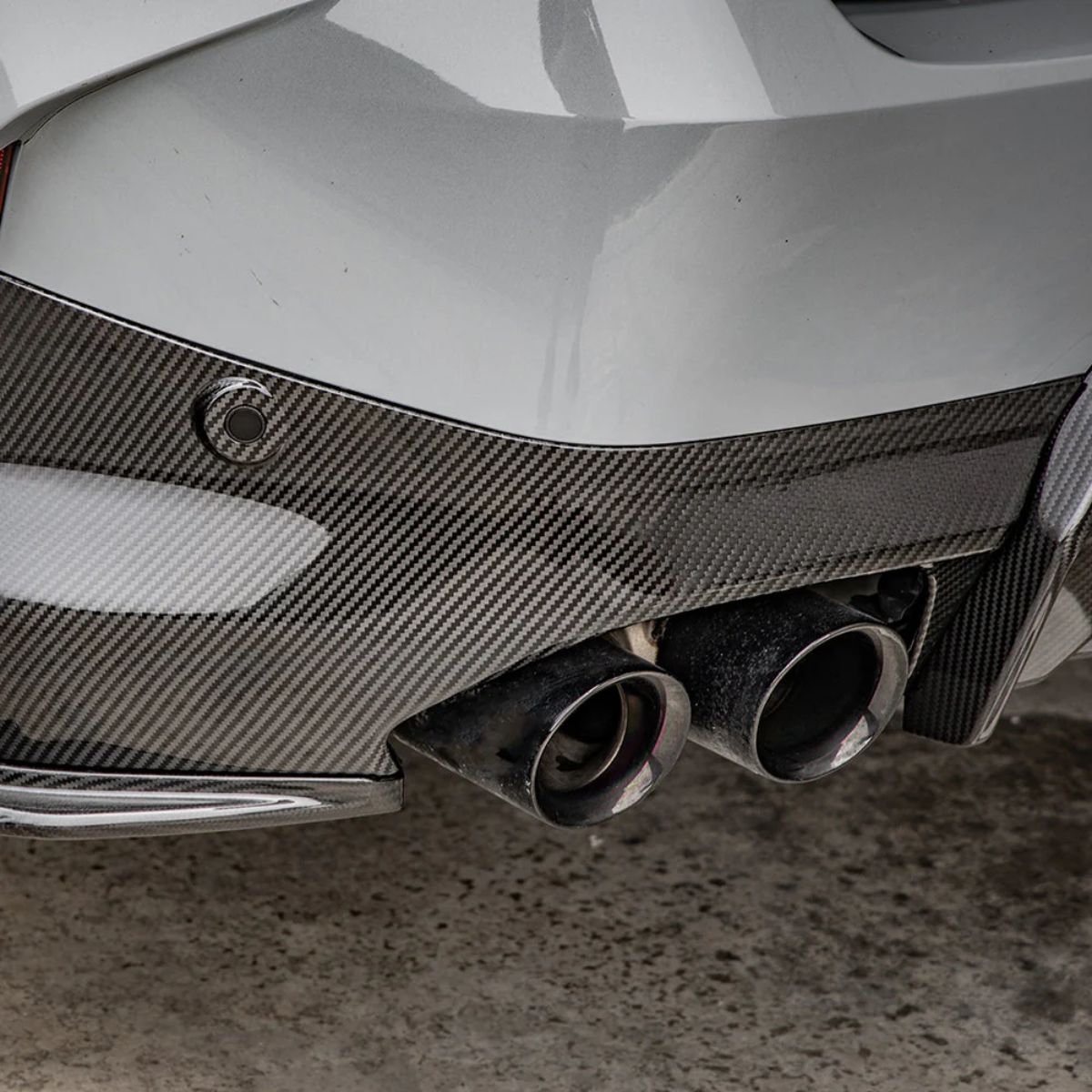 TNF+ SOOQOO Heckdiffusor mit Licht Carbon passend für BMW 2er (G42)