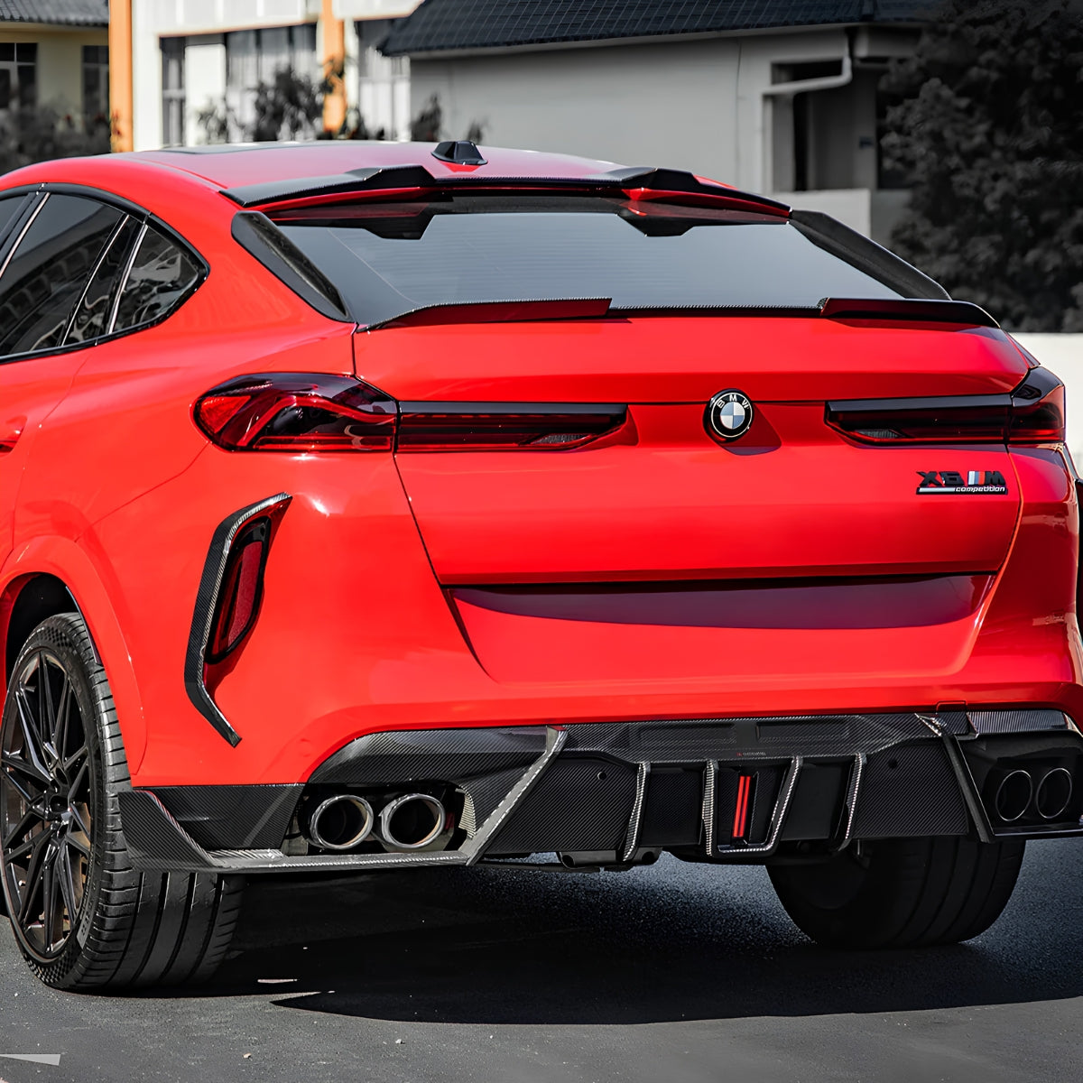 TNF+ SOOQOO Heckdiffusor mit LED Carbon passend für BMW X6 (F96/F96 Facelift)