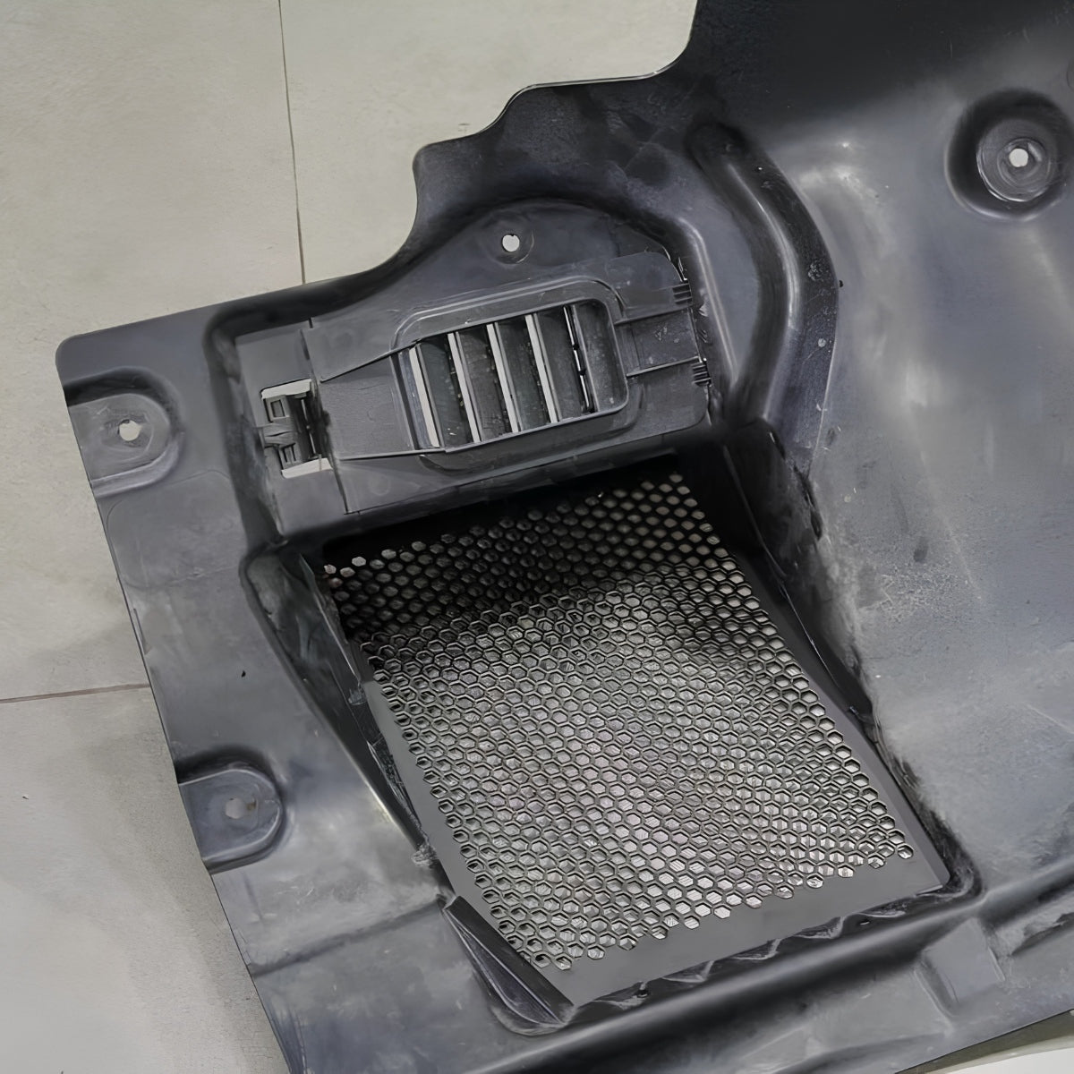 Twistnfix Front Radhaus Gitter passend für BMW M3 (G80/G81) M4 (G82/G83) M2 (G87)