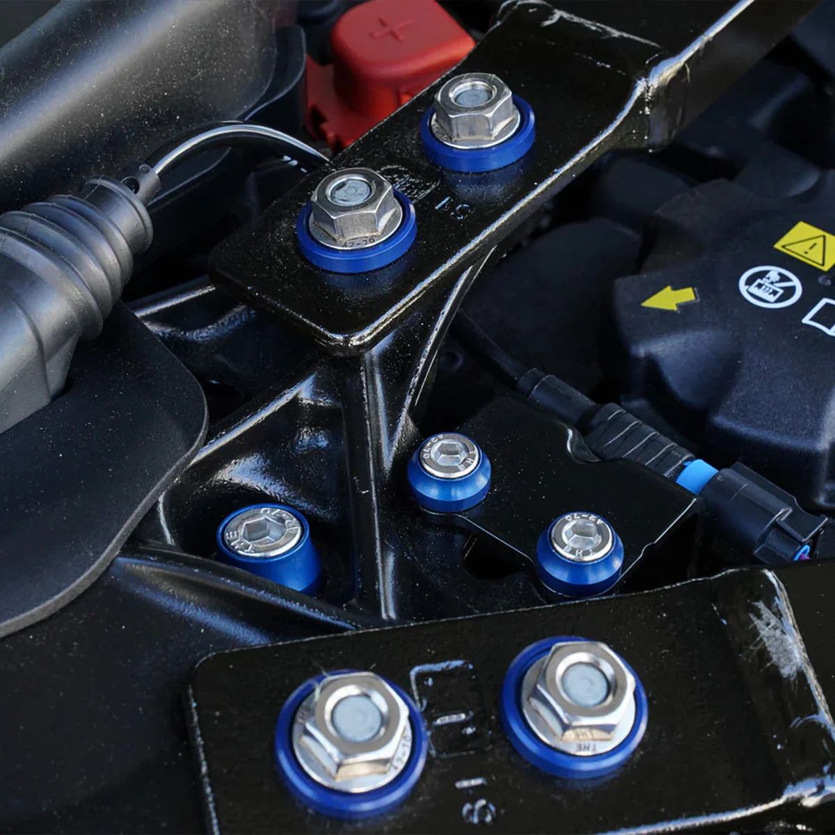 Downstar Deluxe Add-On Dress Up Hardware Kit Motorraum passend für BMW M3 (G80/G81) M4 (G82/G83)