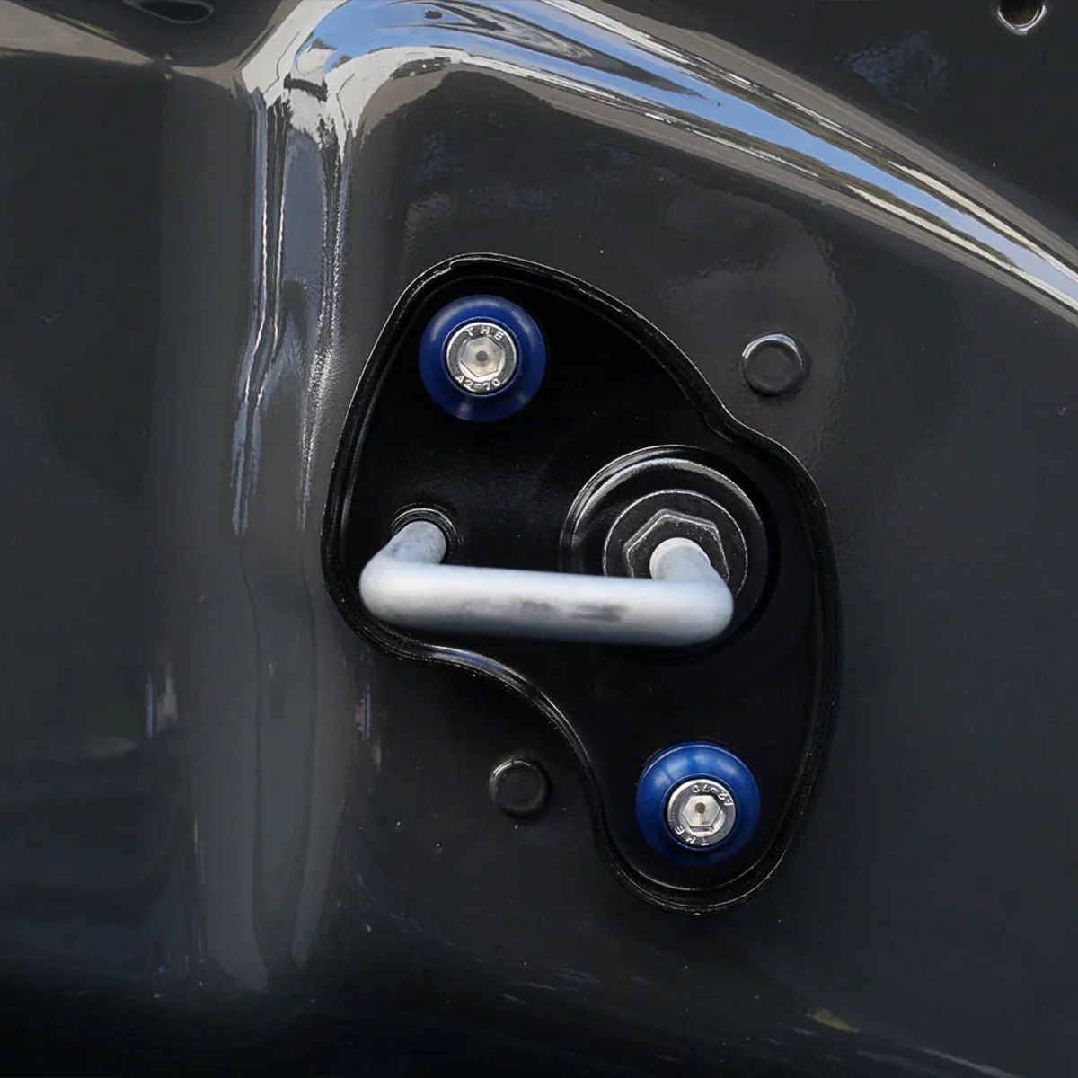 Downstar Deluxe Add-On Dress Up Hardware Kit Motorraum passend für BMW M3 (G80/G81) M4 (G82/G83)