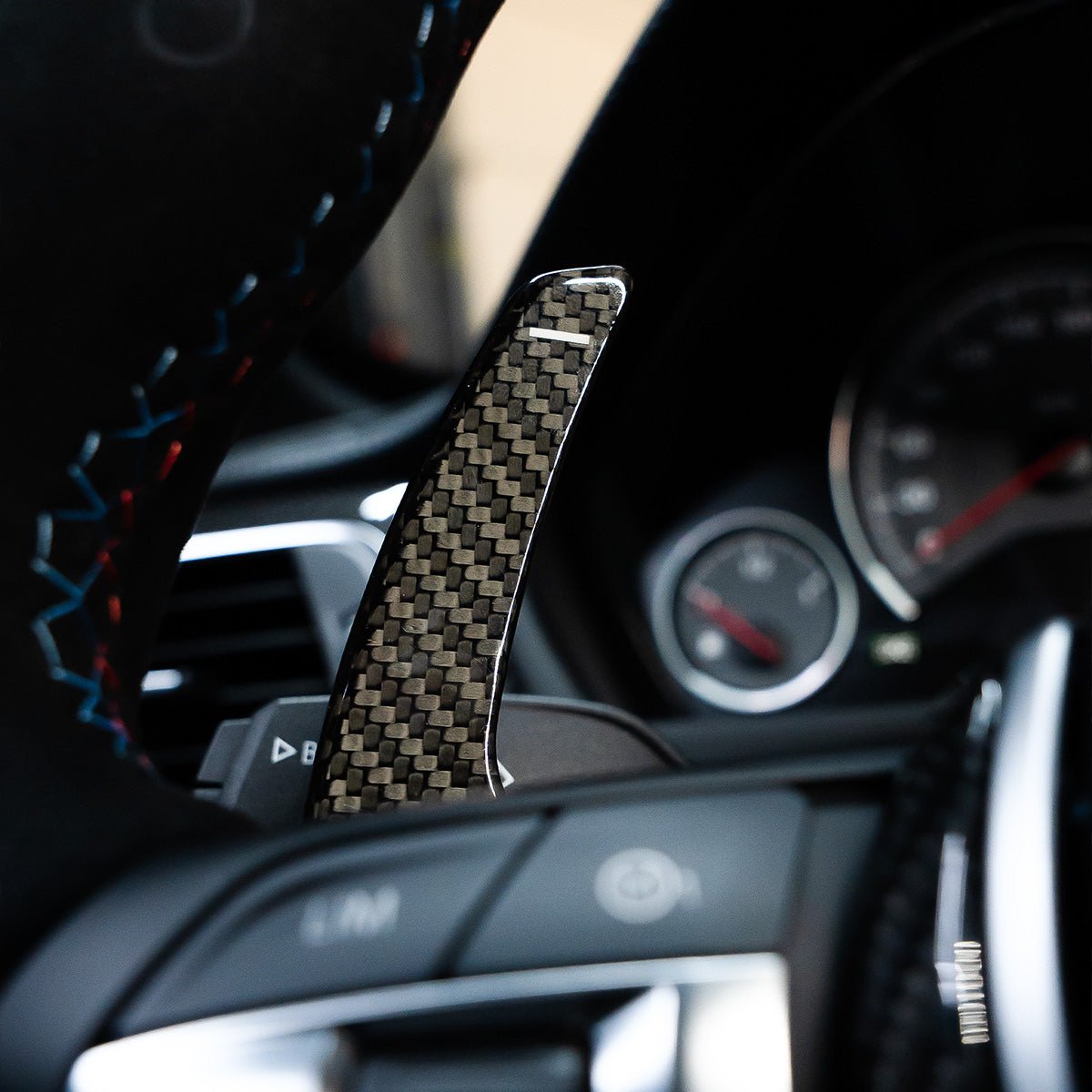 FLOW DOWN Carbon Schaltwippen V.3 passend für BMW M2 M3 M4 (F- & G-Reihe)