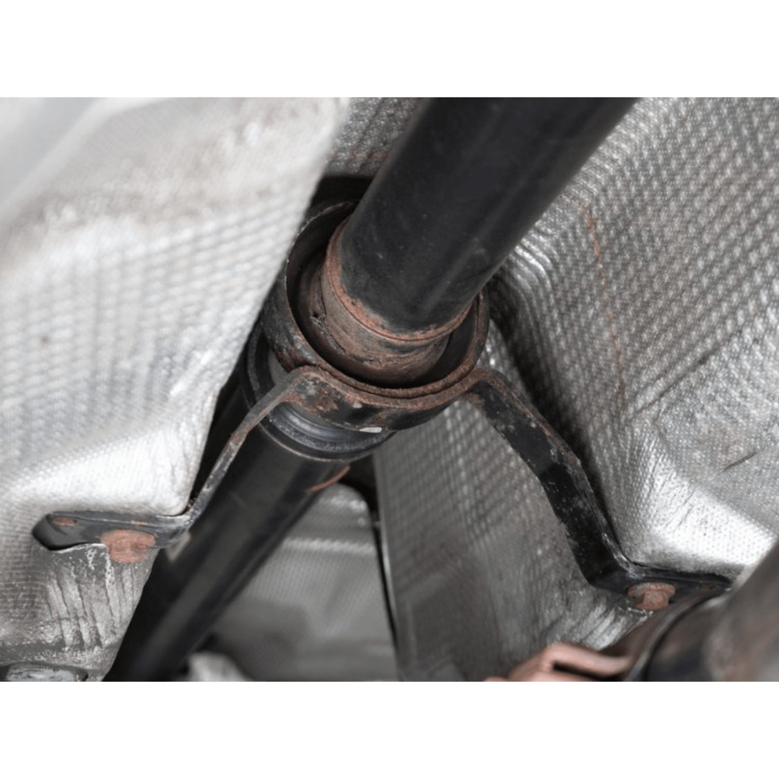 JXB Kardanwelle Mittellager Audi B8 A4/S4/RS4/A5/S5/RS5 mit 6 - Gang - Schaltgetriebe