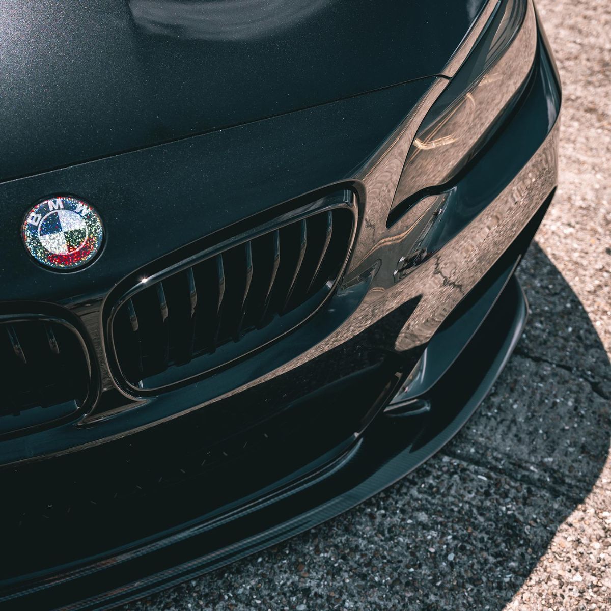 TNF Black Einzellamellen - Frontgrill in schwarz glanz passend für BMW 2er (F87 N55/F22/F23)