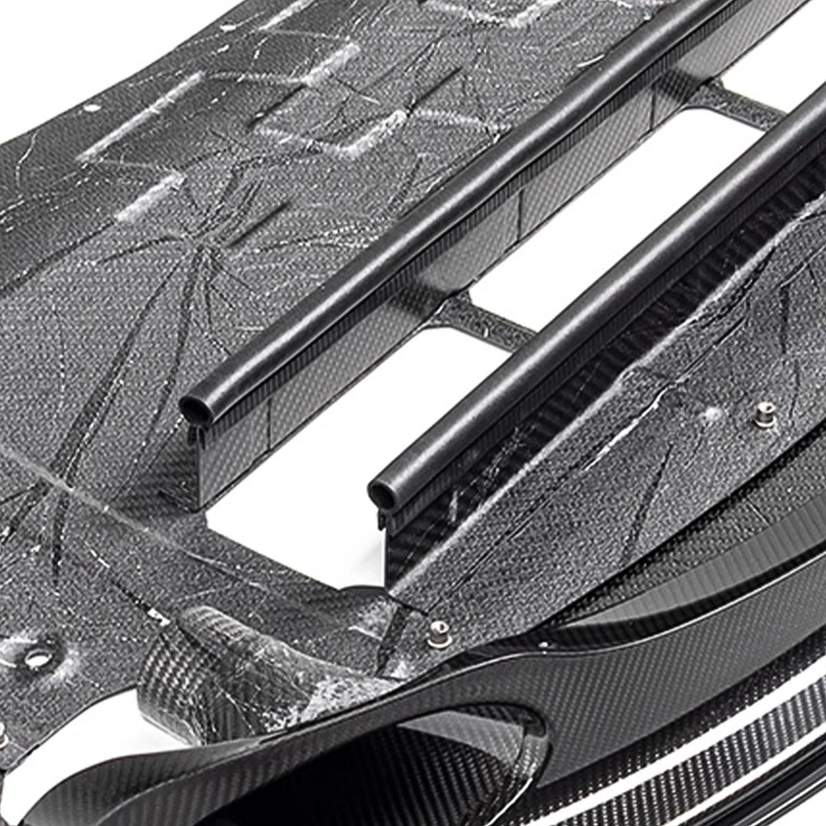 TNF+ Frontspoiler aus Carbon passend für BMW M3 (E90/E92)