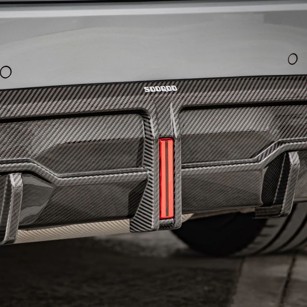 TNF+ SOOQOO Heckdiffusor mit Licht Carbon passend für BMW 2er (G42)
