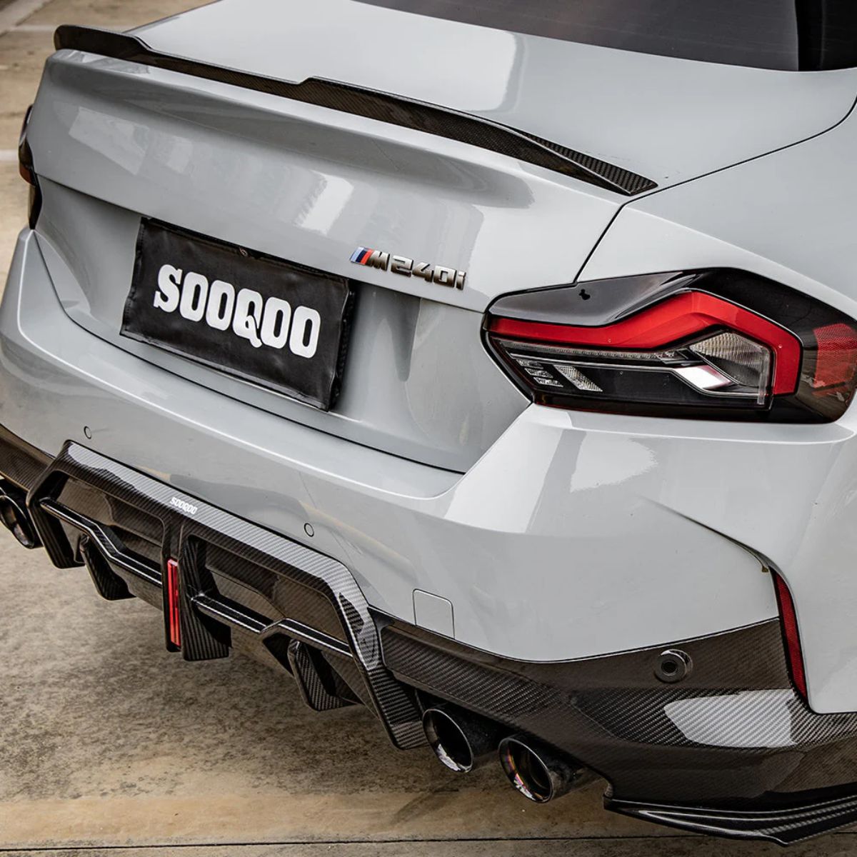 TNF+ SOOQOO Heckdiffusor mit Licht Carbon passend für BMW 2er (G42)
